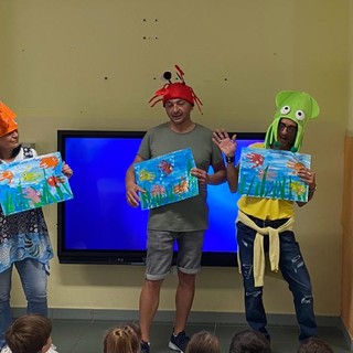 Taggia: i bambini e le maestre della scuola dell’infanzia di Arma alla scoperta del Mare (foto) Taggia: i bambini e le maestre della scuola dell’infanzia di Arma alla scoperta del Mare (foto)