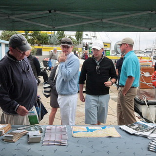 Alcuni turisti sbarcati dalla SeaDream mercoledì