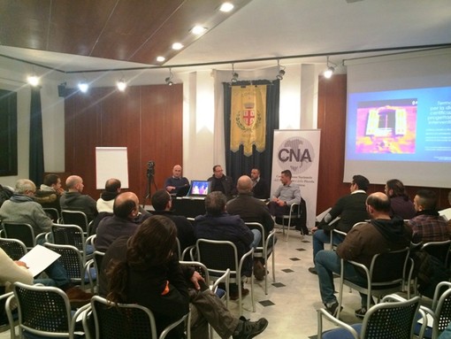 Taggia: buona risposta dalle imprese per il seminario sulla termografia a Villa Boselli Taggia: buona risposta dalle imprese per il seminario sulla termografia a Villa Boselli