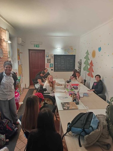 Sanremo, gli studenti del Liceo Cassini insegnano francese ai bambini di Talea