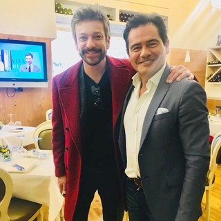 #Sanremo2018: prima della striscia quotidiana sul Festival, l'attore Sergio Assisi a cena al Buenavista