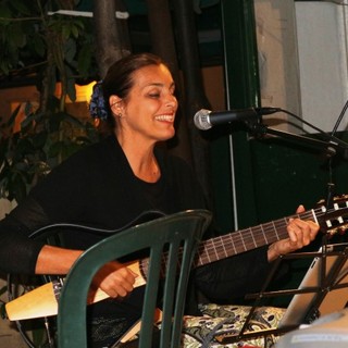 Ancora un grande successo per “Sanremo Story” lo spettacolo di Marisa Fagnani e Claudio Porchia dedicato al Festival della Canzone Italiana Ancora un grande successo per “Sanremo Story” lo spettacolo di Marisa Fagnani e Claudio Porchia dedicato al Festival della Canzone Italiana