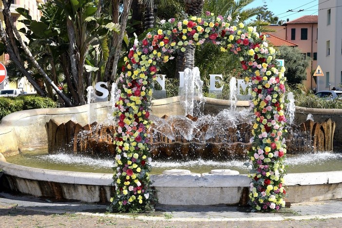 Sanremoinfiore a un bivio: l’edizione 2023 apre a una nuova prospettiva ‘slow’ dopo anni di ‘mordi e fuggi’ Sanremoinfiore a un bivio: l’edizione 2023 apre a una nuova prospettiva ‘slow’ dopo anni di ‘mordi e fuggi’