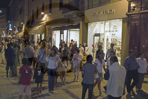 Sanremo: sabato e domenica, Festa di inizio saldi del Civ di via Matteotti Sanremo: sabato e domenica, Festa di inizio saldi del Civ di via Matteotti