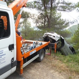Hai bisogno di soccorso stradale? La Fg Fortunato Giuseppe di Vallecrosia garantisce un servizio veloce e qualificato