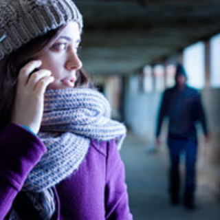 Due uomini perseguitavano le ex compagne: interviene la polizia con un provvedimento di 'ammonizione' Due uomini perseguitavano le ex compagne: interviene la polizia con un provvedimento di 'ammonizione'