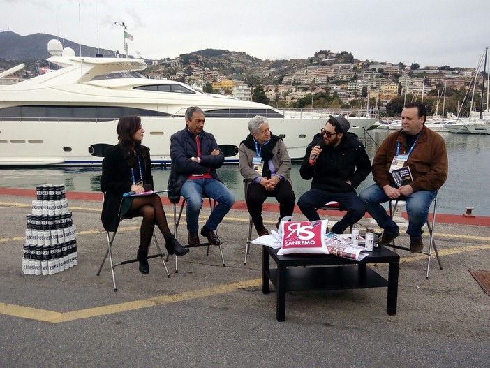 #Sanremo2017: oggi ospiti di "Portosole Festival" Marino Bartoletti, Romano Lupi e i cantanti Maldestro e Paola Ferulli #Sanremo2017: oggi ospiti di "Portosole Festival" Marino Bartoletti, Romano Lupi e i cantanti Maldestro e Paola Ferulli