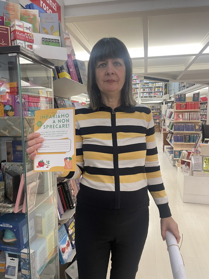 Sanremo: alla libreria Ubik di via Roma, disponibile per i più piccoli il libretto ‘Impariamo a non sprecare’ Sanremo: alla libreria Ubik di via Roma, disponibile per i più piccoli il libretto ‘Impariamo a non sprecare’
