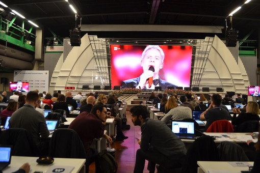 Sanremo ziua a doua: Meta – Moro suspendati, Hunziker refuza comentariile politice