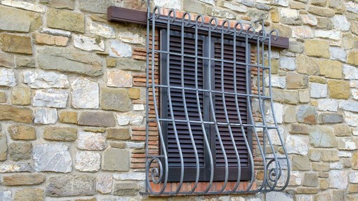 Serramenti blindati e antieffrazione: una soluzione ideale per la sicurezza degli ambienti domestici e professionali Serramenti blindati e antieffrazione: una soluzione ideale per la sicurezza degli ambienti domestici e professionali