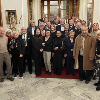 Serata degli auguri della sezione Amira di Sanremo con personaggi di spicco della ristorazione monegasca Serata degli auguri della sezione Amira di Sanremo con personaggi di spicco della ristorazione monegasca
