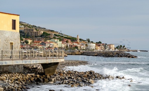 Santo Stefano al Mare: fino alla fine di maggio serie di lavori per il ripascimento delle spiagge pubbliche