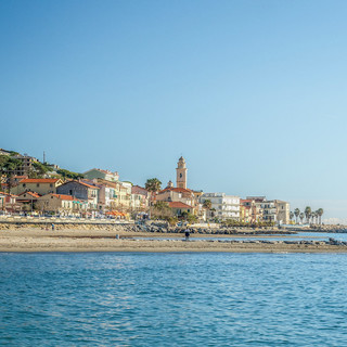 Santo Stefano al Mare tende la mano ai cittadini in difficoltà: ogni lunedì sportello di ascolto gratuito Santo Stefano al Mare tende la mano ai cittadini in difficoltà: ogni lunedì sportello di ascolto gratuito