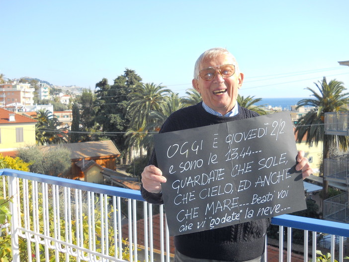 Sanremo: oggi splende il sole e Alfredo Schiavi si improvvisa pubblicitario