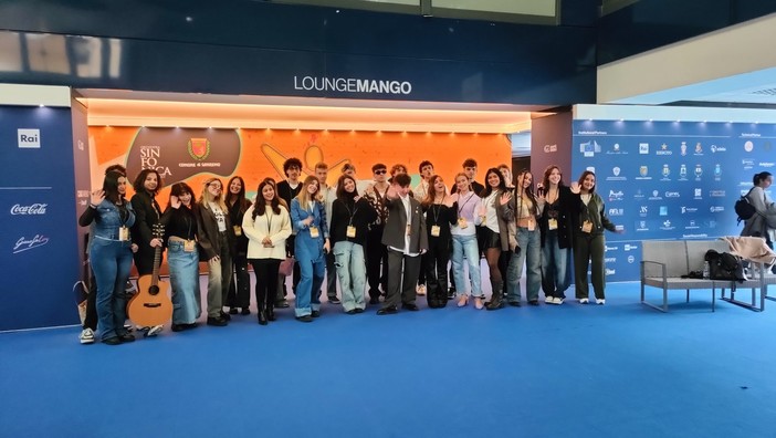 È il giorno di Area Sanremo: in città oltre 500 giovani artisti, al via una settimana di audizioni verso il sogno dell’Ariston È il giorno di Area Sanremo: in città oltre 500 giovani artisti, al via una settimana di audizioni verso il sogno dell’Ariston