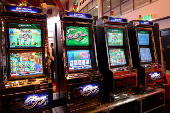 Sanremo: sabato prossimo apre una sala giochi con videolottery, tavolo poker e new slot Sanremo: sabato prossimo apre una sala giochi con videolottery, tavolo poker e new slot