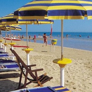 Stagione Balneare: anche a Ventimiglia e Bordighera inizio incerto, sono preferite le vacanze ‘blitz’ Stagione Balneare: anche a Ventimiglia e Bordighera inizio incerto, sono preferite le vacanze ‘blitz’