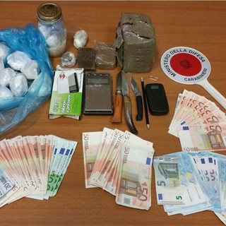 Sanremo: ingrosso della droga in un appartamento al Solaro, Carabinieri arrestano operaio 39enne Sanremo: ingrosso della droga in un appartamento al Solaro, Carabinieri arrestano operaio 39enne