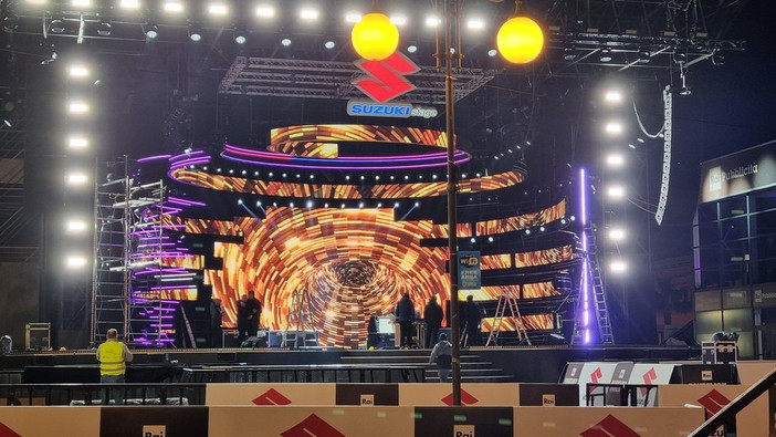 Suzuki Stage Suzuki Stage