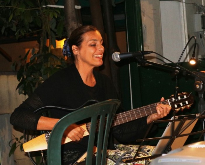 Ancora un grande successo per “Sanremo Story” lo spettacolo di Marisa Fagnani e Claudio Porchia dedicato al Festival della Canzone Italiana Ancora un grande successo per “Sanremo Story” lo spettacolo di Marisa Fagnani e Claudio Porchia dedicato al Festival della Canzone Italiana