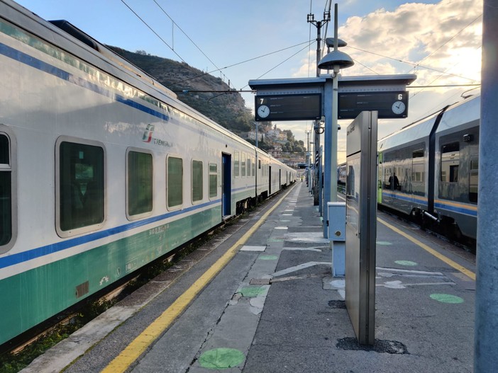 Trasporti, il 9 e il 10 gennaio sciopero del personale di Trenitalia Liguria