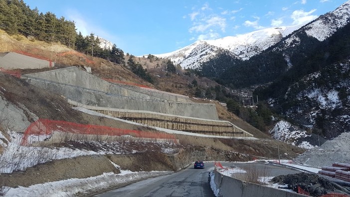 Tenda bis, nulla di fatto tra ANAS ed Edilmaco: prevista una nuova consultazione per la giornata di oggi Tenda bis, nulla di fatto tra ANAS ed Edilmaco: prevista una nuova consultazione per la giornata di oggi