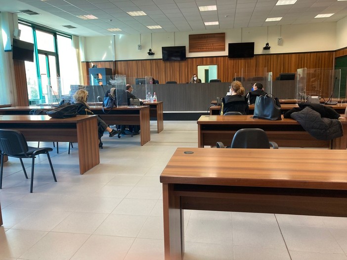 Imperia, uccise con una spranga Rufus, 51enne condannato a tre mesi di carcere: "Giustizia per il cane, ma le pene per questi reati sono troppo basse" Imperia, uccise con una spranga Rufus, 51enne condannato a tre mesi di carcere: "Giustizia per il cane, ma le pene per questi reati sono troppo basse"