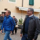 Cpr a Diano Castello, il presidente Toti: "Polemica sul nulla, non è detto che caserma sia posto adatto" (Video)