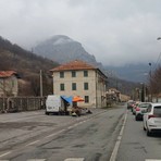 Statale 28 nel caos: code infinite verso il Piemonte nel giorno del controesodo post Festival