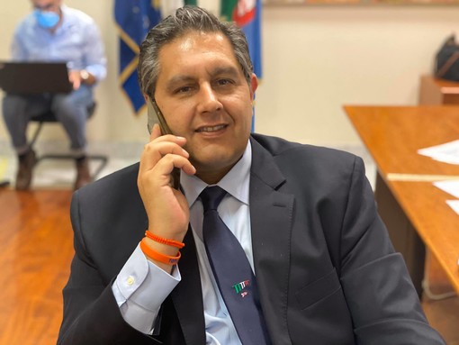 Coronavirus, l'annuncio di Toti: "Le linee guida per la riapertura saranno uguali in tutte le Regioni. La Liguria entra ufficialmente nella Fase 3"