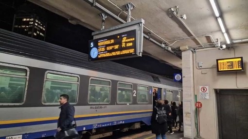 Nuovi disagi per i pendolari per un guasto sulla linea ferroviaria del Ponente