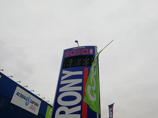 Imperia: la bufera di neve mette ko il termometro della 'Sasa', famoso riferimento per gli automobilisti