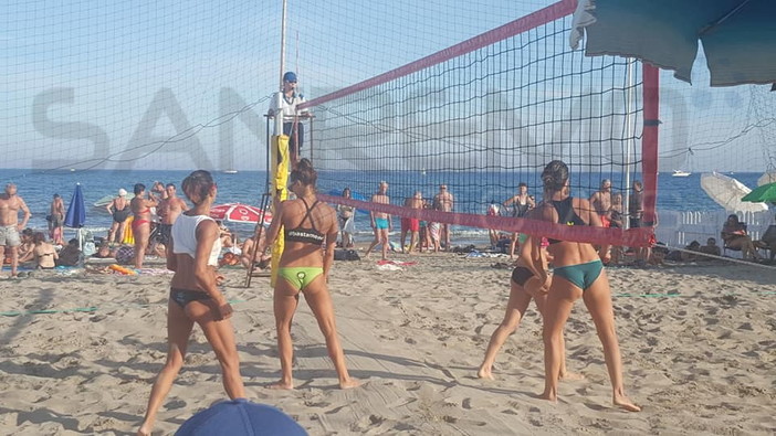 Grande partecipazione alla prima giornata della tappa di Beach Volley a Diano Marina