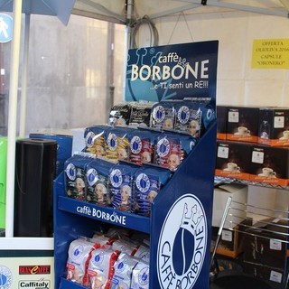 Con un buon caffé il gusto va d'accordo con la salute: i benefici della bevanda più amata nelle miscele del Caffè Borbone della Tecno - Ben