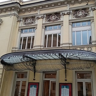 'Testa o Cuore', il tema della lotta tra classi sociali domenica prossima al Teatro Comunale di Ventimiglia