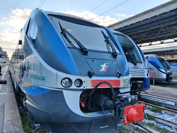 Riaperta oggi la ferrovia Cuneo-Ventimiglia: Berrino “Un importante risultato per il ponente ligure” Riaperta oggi la ferrovia Cuneo-Ventimiglia: Berrino “Un importante risultato per il ponente ligure”