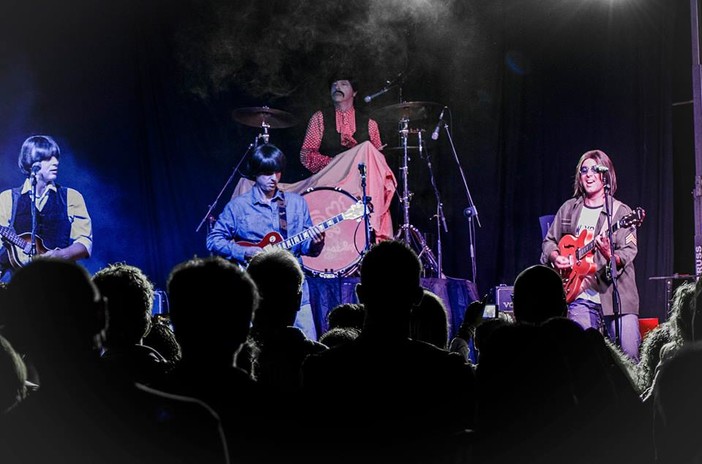 San Bartolomeo al Mare, stasera al M&amp;T The Beatbox molto più che un tributo ai Beatles (foto)