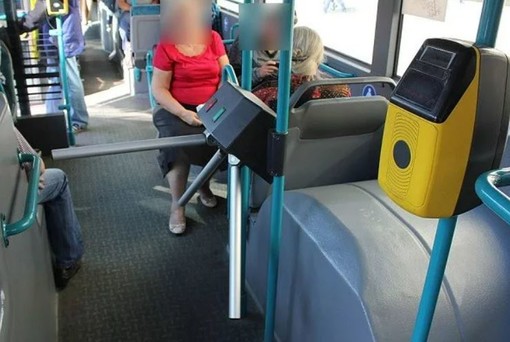 Problemi economici della Riviera Trasporti, una lettrice consiglia l'uso dei tornelli