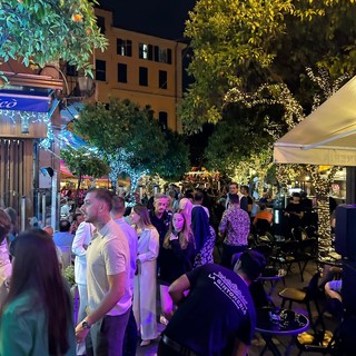 Tra guerre, crisi internazionali e caro carburanti il turismo cambia rotta: Sanremo conquista i tedeschi e torna meta d’Europa