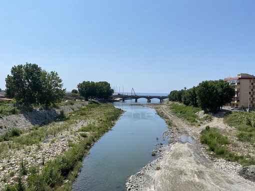 Messa in sicurezza del torrente Argentina tra Taggia e Riva Ligure: dopo la bomba, il fondale sarà scansionato con un drone