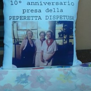 Lina, Paola e Simonetta nel 2015, quando festeggiarono dieci anni di 'Peperetta' Lina, Paola e Simonetta nel 2015, quando festeggiarono dieci anni di 'Peperetta'