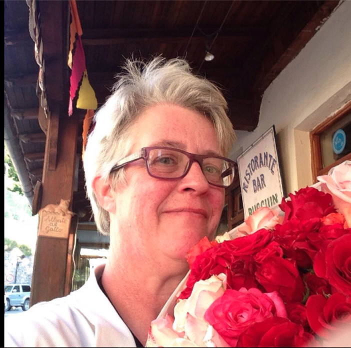 In & Out: dal Sudafrica a Castelvittorio. La storia di Terry Prada, tra passioni, viaggi e cucina In & Out: dal Sudafrica a Castelvittorio. La storia di Terry Prada, tra passioni, viaggi e cucina