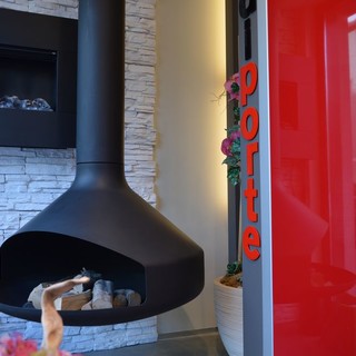 Ventimiglia: la ditta Trucchi Efisio, da tre generazioni a disposizione dei clienti, nel settore dell'edilizia