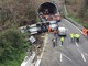 Tir sbanda e investe sette operai sulla A10 tra Albisola e Celle Ligure: due morti (FOTO e VIDEO)