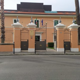 Imperia, rapinarono tre pakistani con bastoni e coltello: condannati a sei anni di carcere
