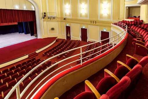 Sanremo: 'Un curioso accidente', oggi un doppio spettacolo di beneficienza al Teatro dell'Opera del Casinò Sanremo: 'Un curioso accidente', oggi un doppio spettacolo di beneficienza al Teatro dell'Opera del Casinò