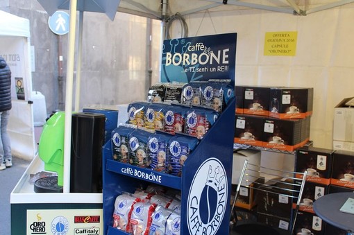 Con un buon caffé il gusto va d'accordo con la salute: i benefici della bevanda più amata nelle miscele del Caffè Borbone della Tecno - Ben