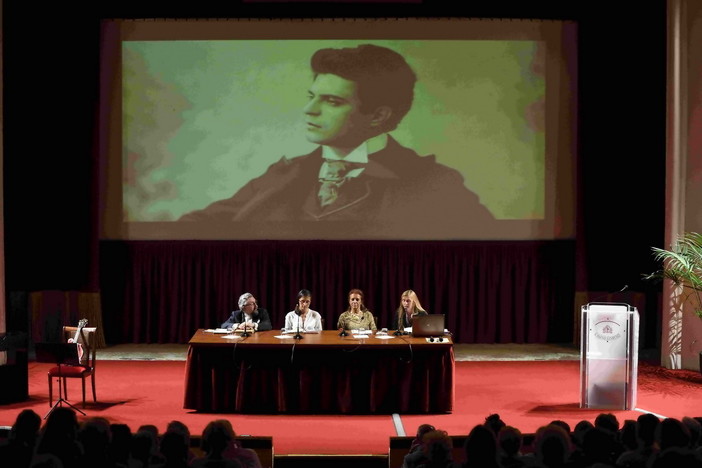 Sanremo: per ‘Metti una sera con i Martedì Letterari’, omaggio a Pietro Mascagni ieri pomeriggio al Casinò Sanremo: per ‘Metti una sera con i Martedì Letterari’, omaggio a Pietro Mascagni ieri pomeriggio al Casinò