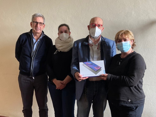 Comunicare con i sordi, la lingua dei segni sbarca in ospedale con un tablet Comunicare con i sordi, la lingua dei segni sbarca in ospedale con un tablet