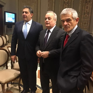 Domani le Regioni Piemonte e Liguria a Roma per parlare di autonomia, Chiamparino e Toti insieme al Ministero